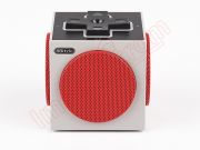 Altavoz bluetooth 8Bitdo Retro Cube Speaker de color gris
